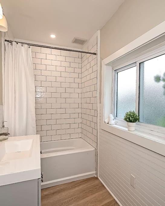 Hip And Bright Lawerenceville 2 Bed Easy Parking Pittsburgh Ngoại thất bức ảnh